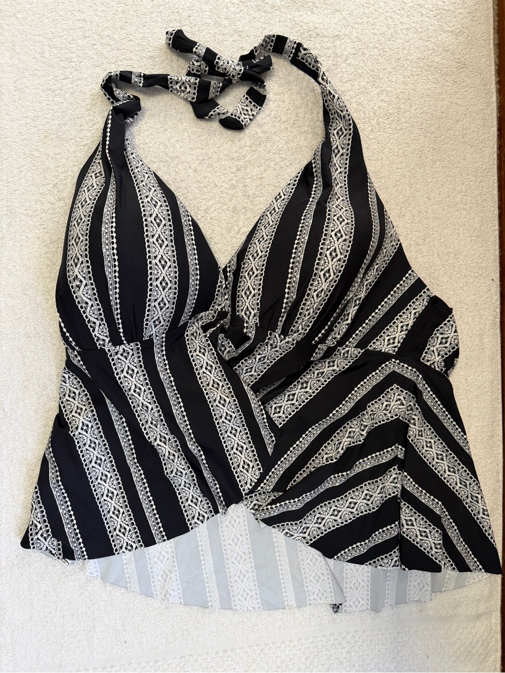 NWT W Swim Striped Halter Tankini Top Padded Flowy Open Front Boho Charcoal